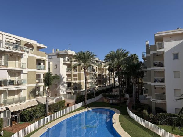 Sprzedaż mieszkania w Piso en Avenida de Gandia, 39, Les Bassetes-El Marjal, Denia, Dénia
photo 1