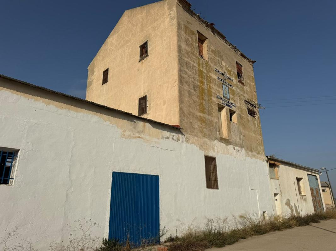Propiedades en venta y alquiler en España photo 3