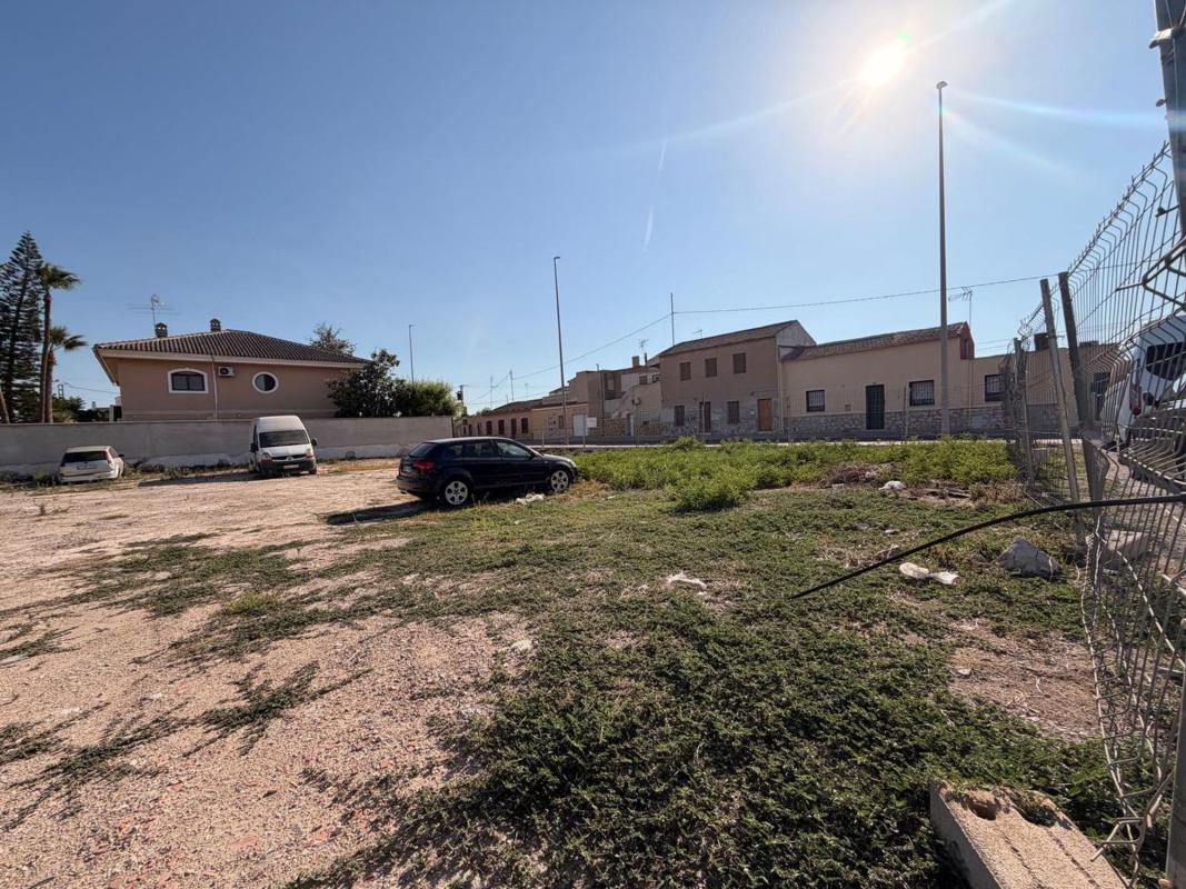 Terreno en venta en Daya Nueva, Alicante photo 3