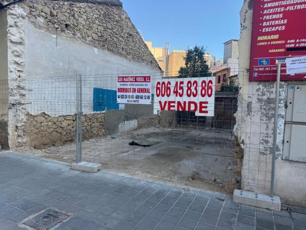 Terreno en Avenida d'Oriola, 87, La Florida, Alicante / Alacant thumbnail 2