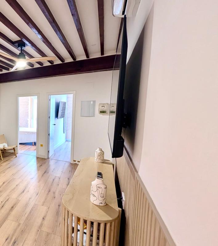 Продажа квартиры на Piso en Calle Virgen de Belén, Casco Histórico-Santa Cruz, Alicante / Alacant, Аликанте / Алакант
photo 2