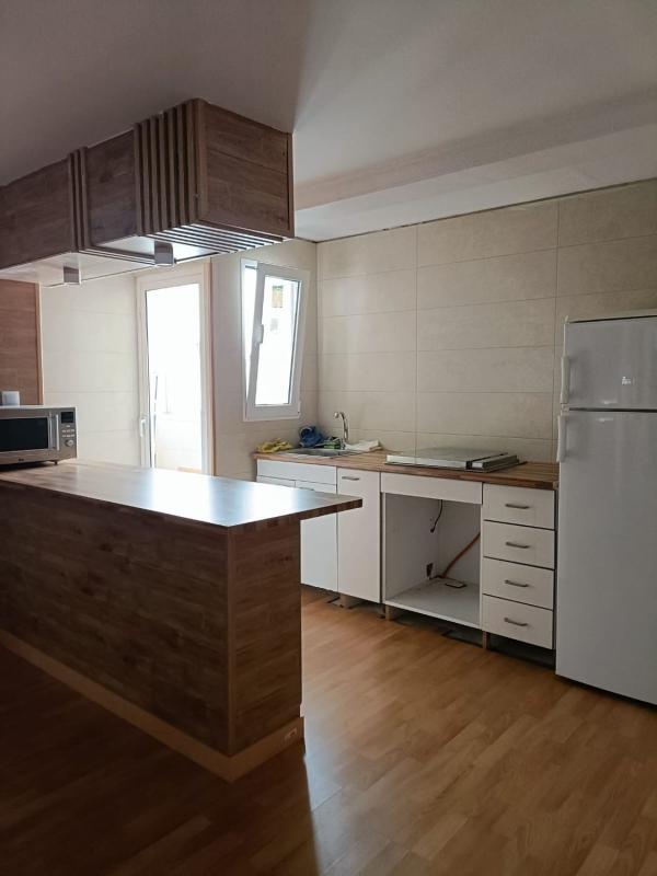 Venta de piso en Piso en Calle General Espartero, Carolinas Altas, Alicante / Alacant, Alicante / Alacant
photo 1