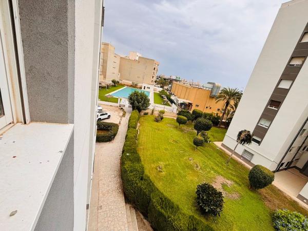 Venta de piso en Piso en Calle Doctor Gadea, Centro, San Juan de Alicante, San Juan de Alicante
thumbnail 2