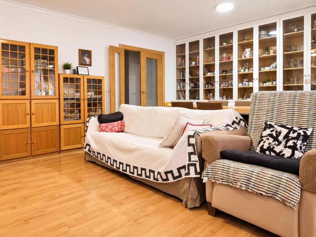 Продажа квартиры на Piso en Calle Carlet, Benalúa, Alicante / Alacant, Аликанте / Алакант
photo 1