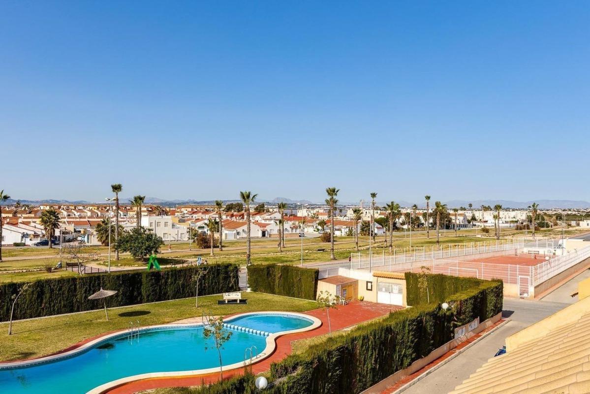Propiedades en venta y alquiler en España photo 2