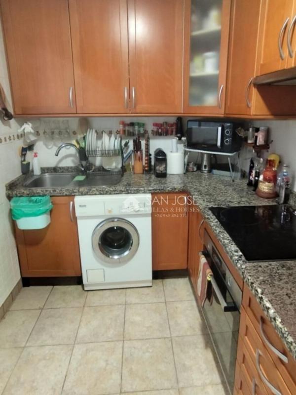 Venta de piso en Piso en Calle Villa de Chiva, Virgen del Remedio - Parque lo Morant, Alicante / Alacant, Alicante / Alacant
photo 5