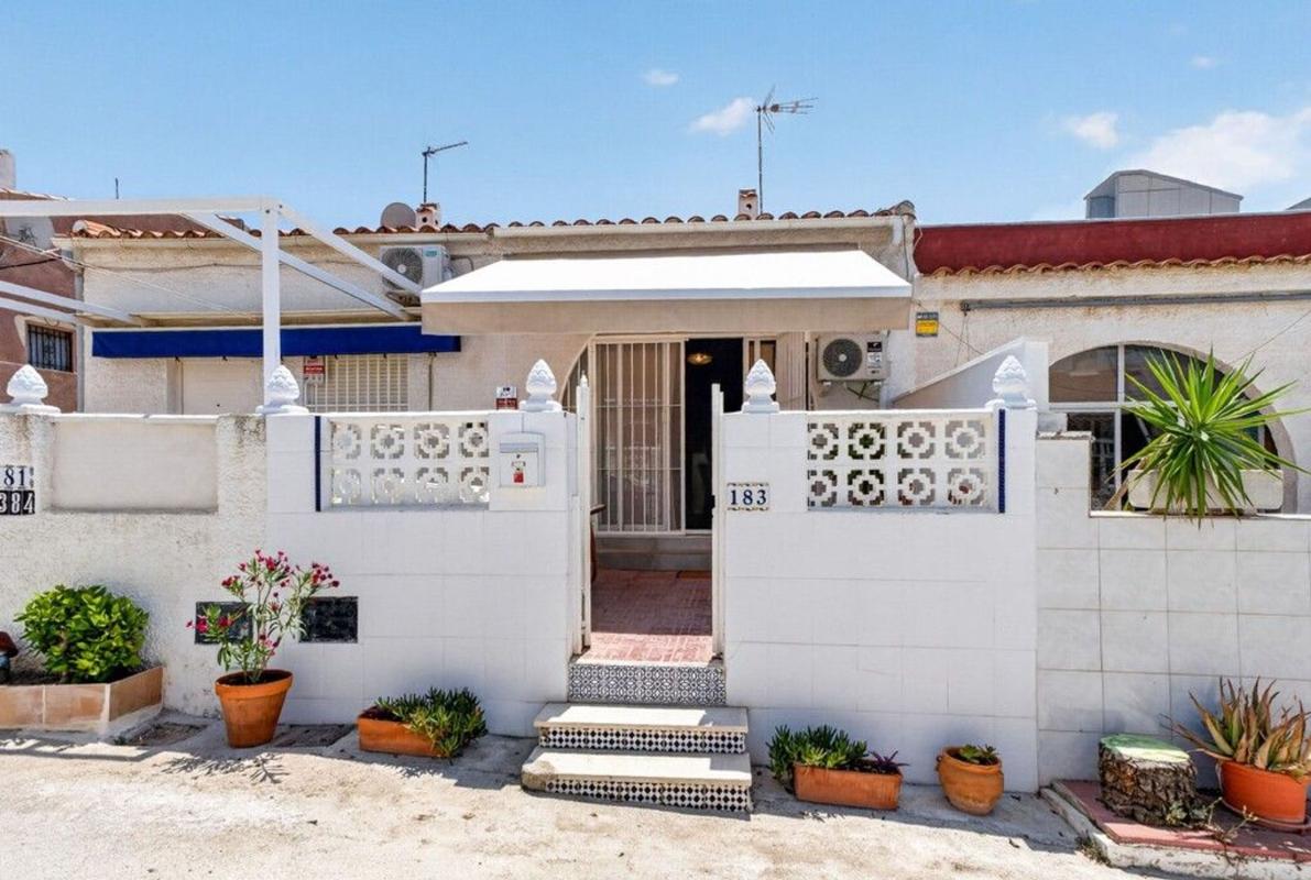 Недвижимость на продажу и в аренду в Испании photo 1