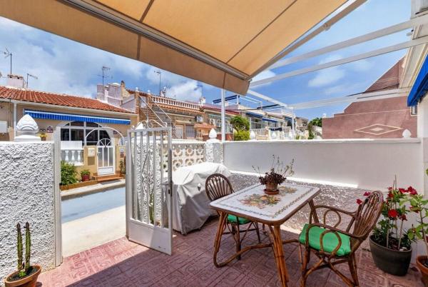 Casa de pueblo en La Siesta - El Salado - Torreta, Torrevieja thumbnail 3