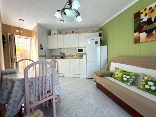 Sale of flat in Piso en Calle Murcia, La Cañada - Los Alcores, San Miguel de Salinas, San Miguel de Salinas
 photo 3