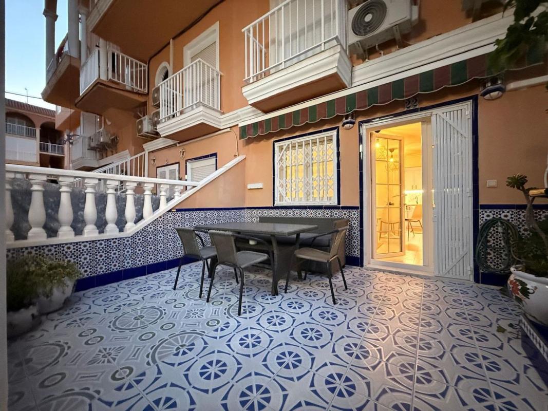 Sprzedaż duplexu w Dúplex en Calle del Puerto Romano, Gaspar Perrelló, Torrevieja, Torrevieja photo 2