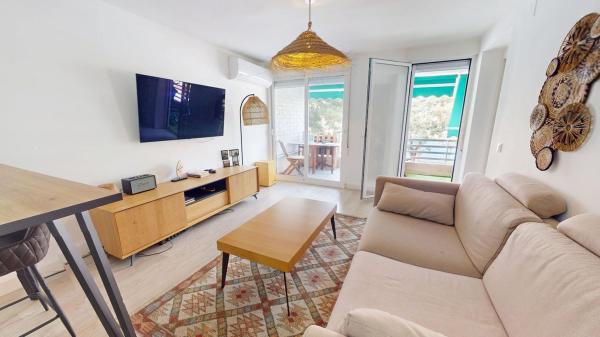 Продажа квартиры на Piso en Vial Flora España, La Albufereta, Alicante / Alacant, Аликанте / Алакант
photo 1
