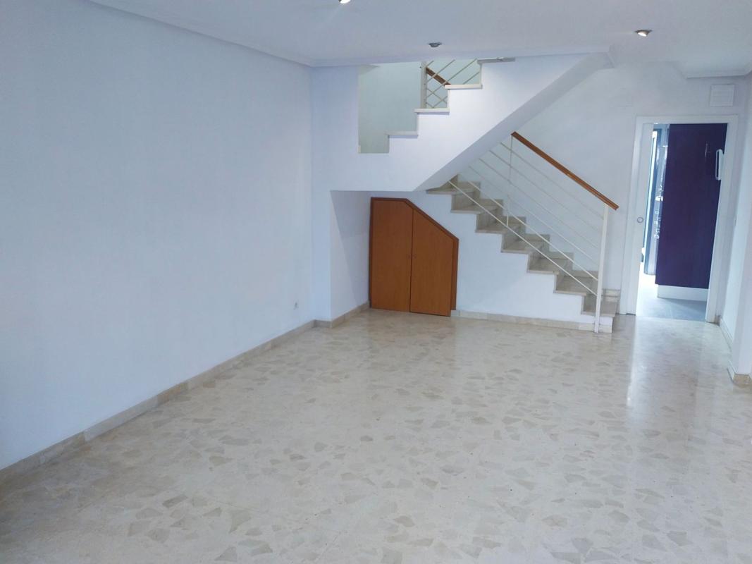 Недвижимость на продажу и в аренду в Испании photo 3