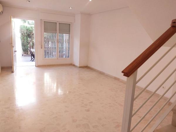 Chalet adosado en Calle Pediatra D'Andres bru Ibarra, Zona Deportiva-Nuevo Altabix, Elche / Elx photo 4