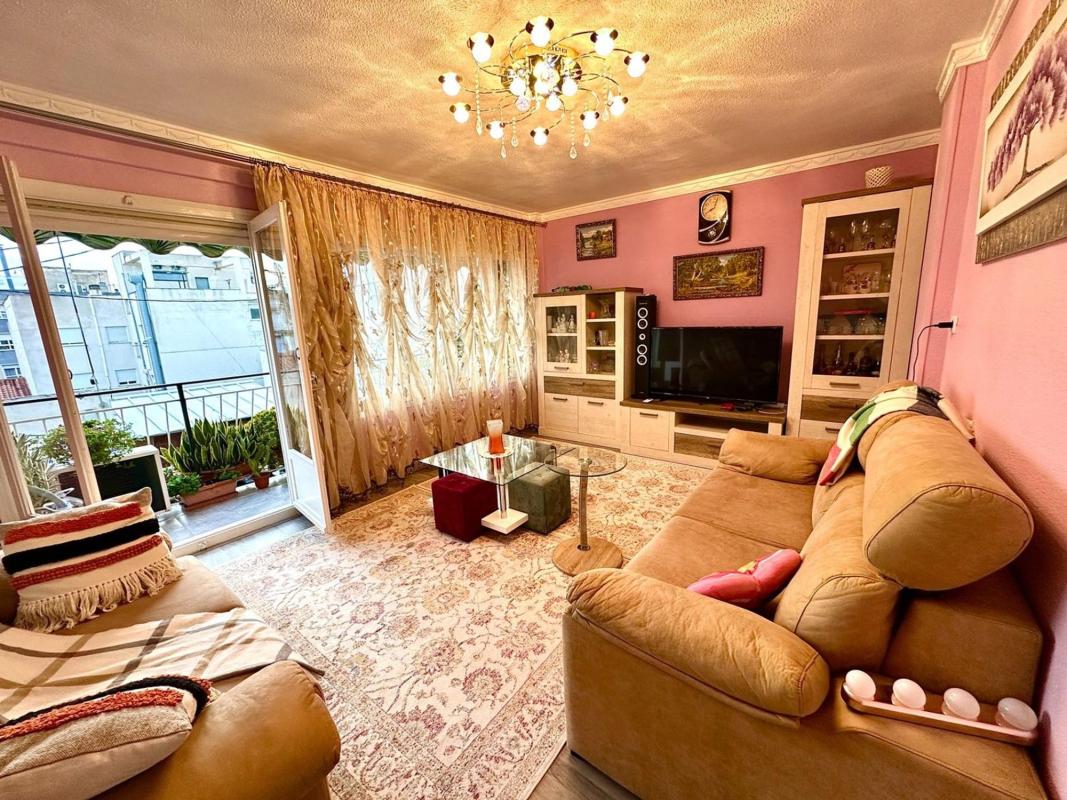 Venta de piso en Piso en Calle San Ignacio Loyola, Plà del Bon Repòs-La Goteta, Alicante / Alacant, Alicante / Alacant
photo 1