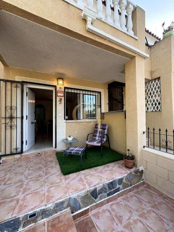 Venta de piso en Piso en Lago Jardin-2 M-8, Los Balcones - Los Altos del Edén, Torrevieja, Torrevieja
thumbnail 2