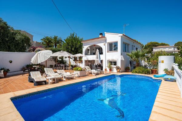 Chalet wolnostojący na sprzedaż w Casa o chalet en Calle del Soliguer, Cala Advocat - Baladrar, Benissa, Benissa thumbnail 2