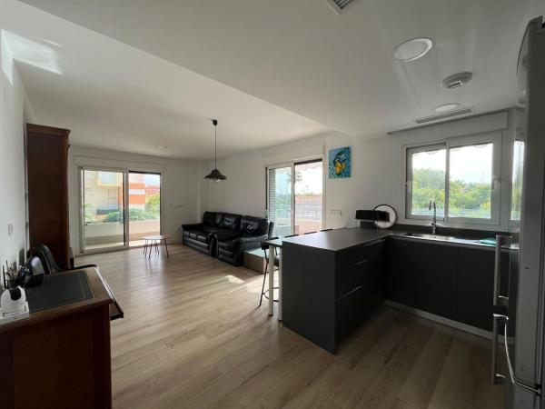 Venta de piso en Piso en Garbinet - Parque de las Avenidas, Alicante / Alacant, Alicante / Alacant
 photo 1