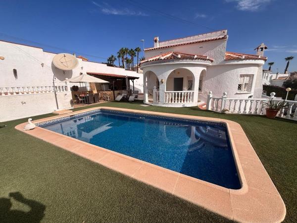 Casa o chalet independiente en Avenida del Greco, Centro de la Ciudad Quesada, Rojales photo 1