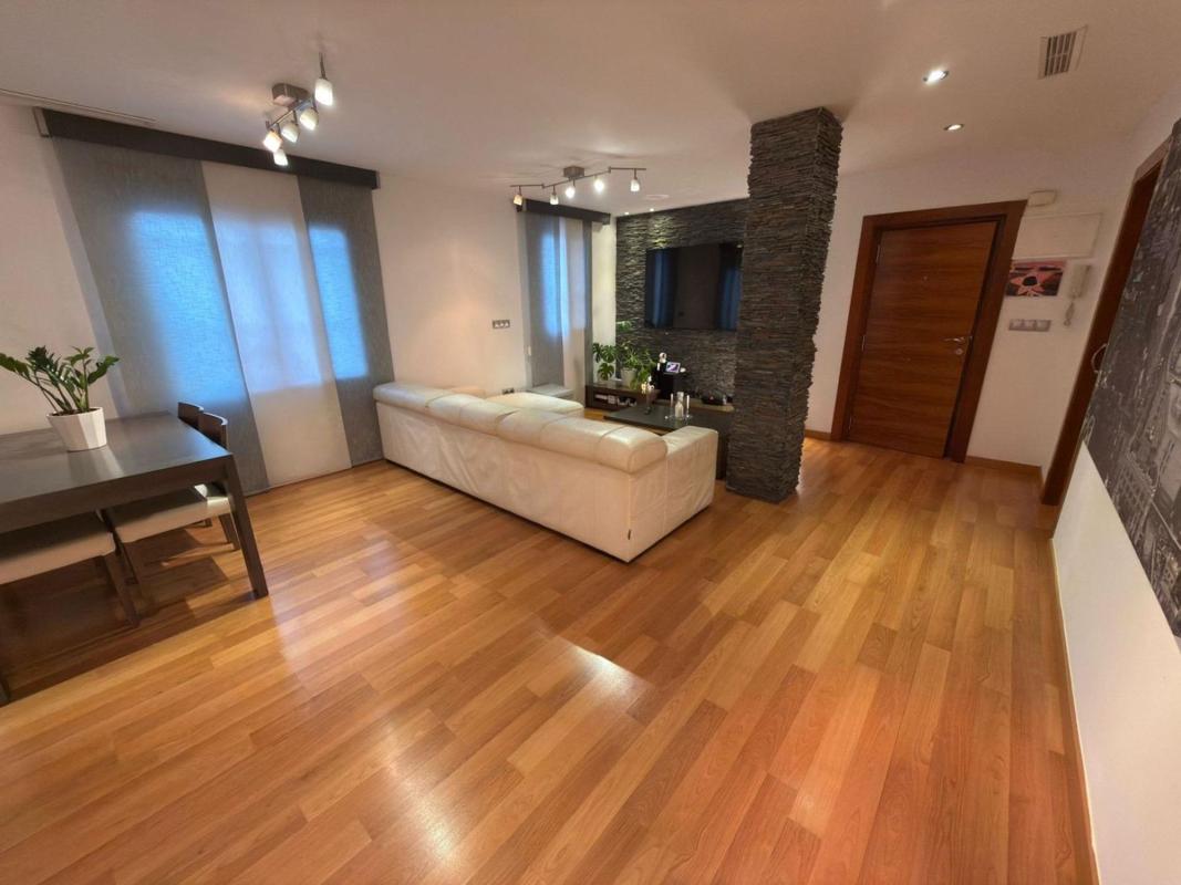 Venta de piso en Piso en Los Ángeles, Alicante / Alacant, Alicante / Alacant
photo 1