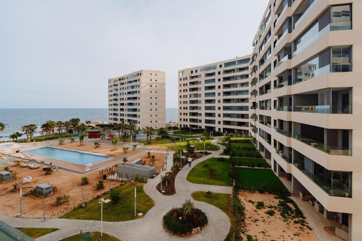 Sprzedaż mieszkania w Piso en Calle Ciclón, 1, Punta Prima, Orihuela, Orihuela
photo 1
