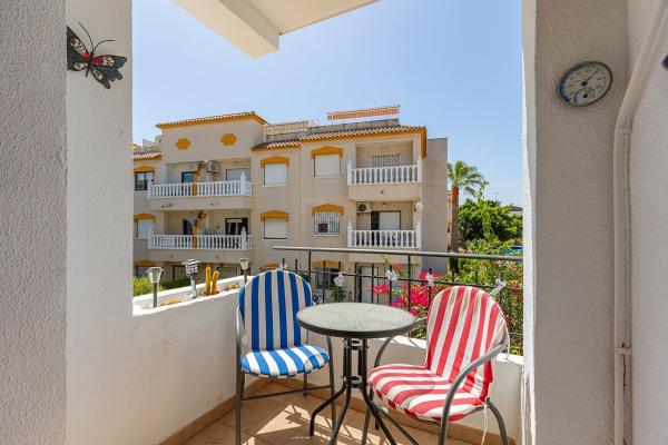 Sprzedaż mieszkania w Piso en Cala Dorada, 1 -d, Punta Prima, Torrevieja, Torrevieja
thumbnail 2