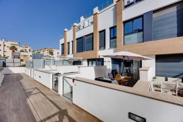 Chalet adosado en Urbanizaciones, Guardamar del Segura thumbnail 3