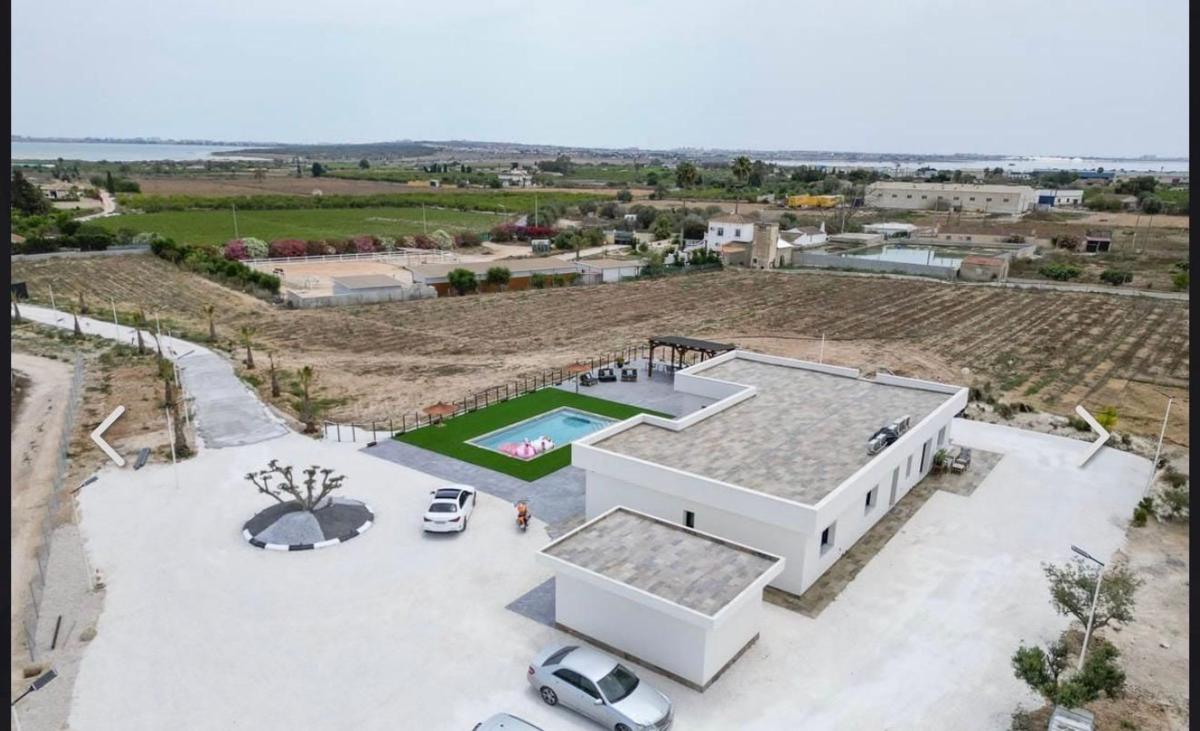 Properties for sale and rent in Spain photo 2