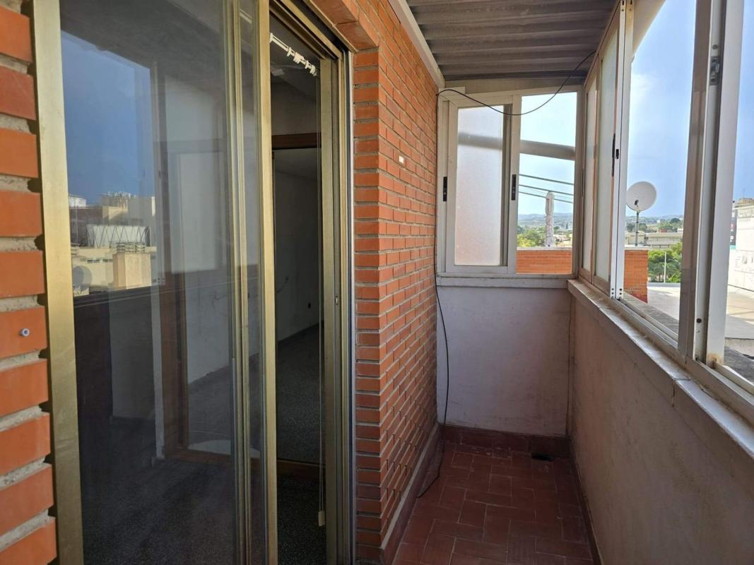 Продажа квартиры на Piso en Calle Joaquín Martínez Maciá, Carrús Oeste, Elche / Elx, Эльче / Эльх
photo 2