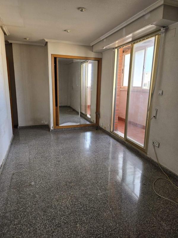 Продажа квартиры на Piso en Calle Joaquín Martínez Maciá, Carrús Oeste, Elche / Elx, Эльче / Эльх
photo 3