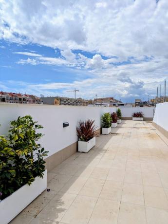 Sprzedaż mieszkania w Piso en Calle Manuel Galián, Avenida Habaneras - Curva de Palangre, Torrevieja, Torrevieja
thumbnail 3