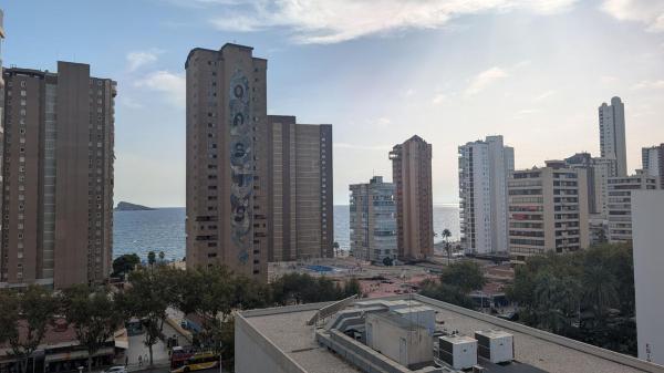 Квартира на продажу в Estudio en Playa de Levante, Benidorm, Бенидорм photo 1