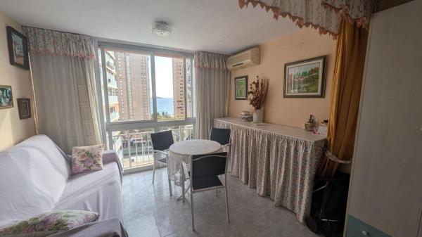 Квартира на продажу в Estudio en Playa de Levante, Benidorm, Бенидорм thumbnail 3