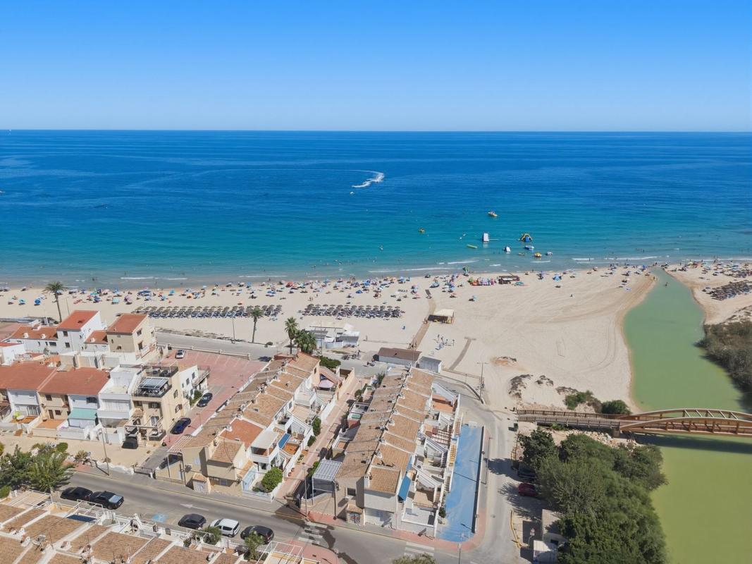 Venta de piso en Piso en Paseo Romea, 236, Mil Palmeras, Pilar de la Horadada, Pilar de la Horadada
photo 2