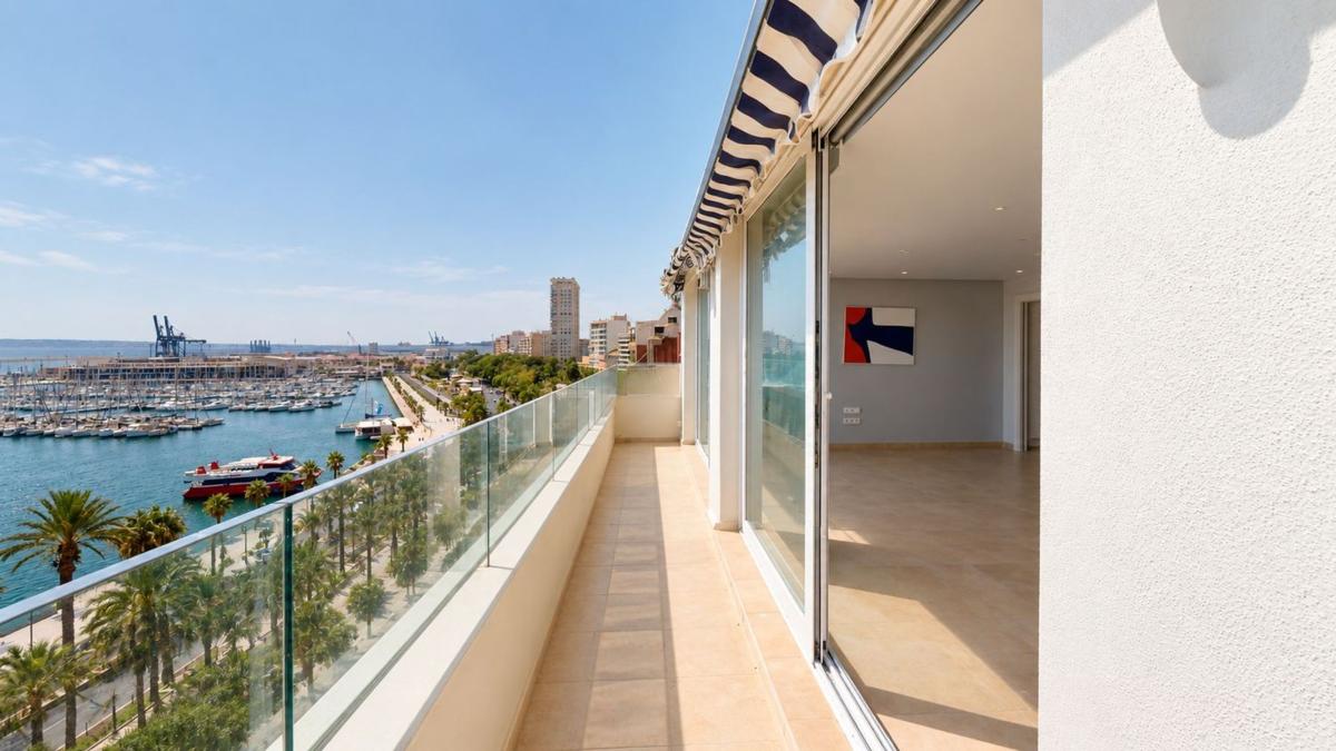 Продажа пентхауса на  Ático en Paseo Esplanada d'Espanya, Centro Tradicional, Alicante / Alacant, Аликанте / Алакант photo 3