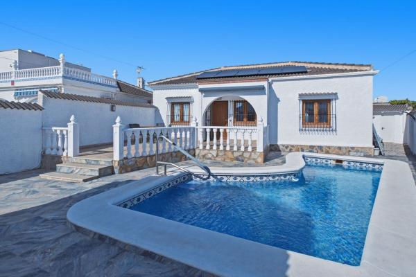 Casa o chalet independiente en Calle Ravel, 107, La Siesta - El Salado - Torreta, Torrevieja thumbnail 2