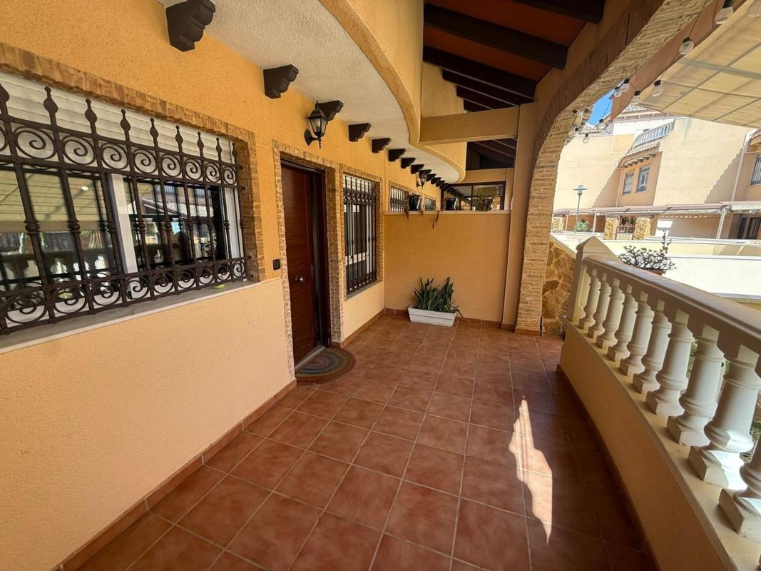 Propiedades en venta y alquiler en España photo 4