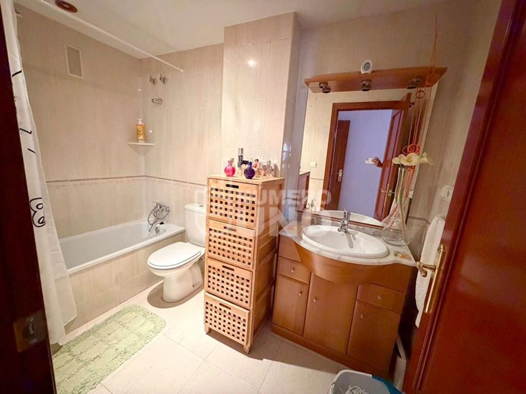 Sale of apartment in Piso en Barri Zona Nord, Alcoy / Alcoi, Alcoy
photo 5