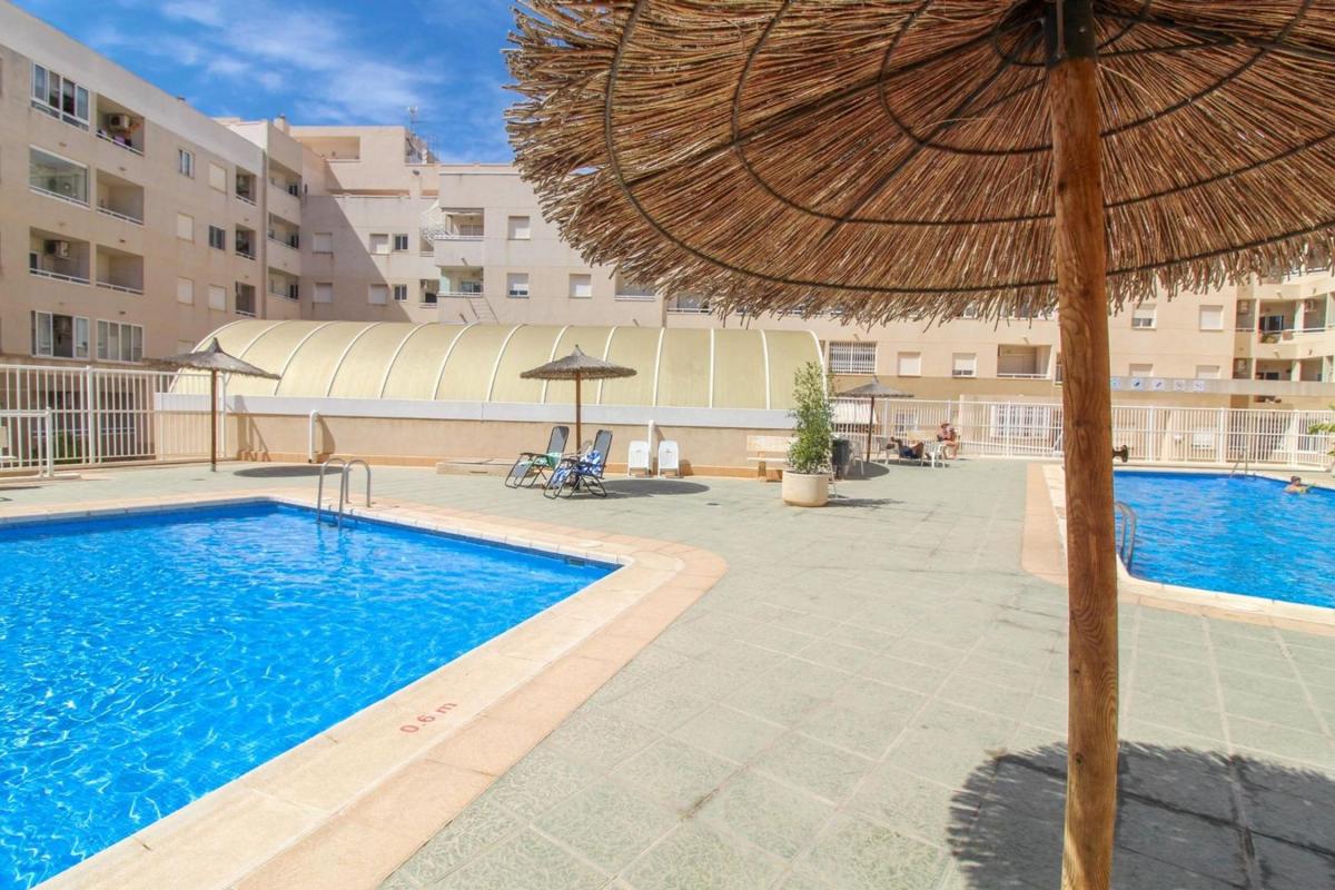 Venta de piso en Piso en Rambla Juan Mateo García, Centro - Muelle Pesquero, Torrevieja, Torrevieja
photo 1
