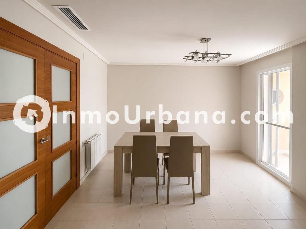 Недвижимость на продажу и в аренду в Испании photo 4