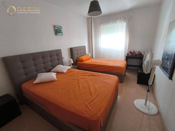 Sale of flat in Piso en Avenida Alcoi, Campoamor, Alicante / Alacant, Alicante
photo 1