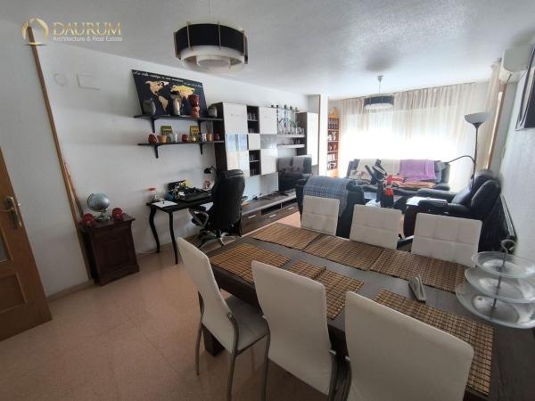 Sale of flat in Piso en Avenida Alcoi, Campoamor, Alicante / Alacant, Alicante
thumbnail 3