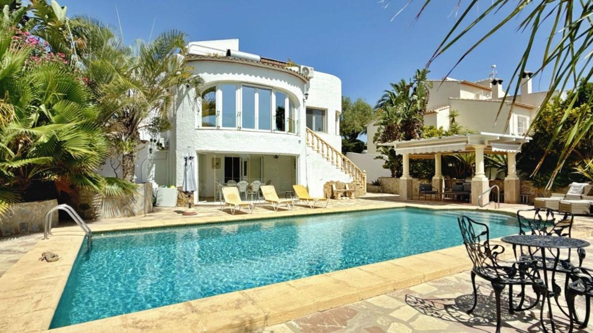 Venta de chalet independiente en Casa o chalet en Pinar de Advocat-Cometa, Moraira, Moraira
photo 1