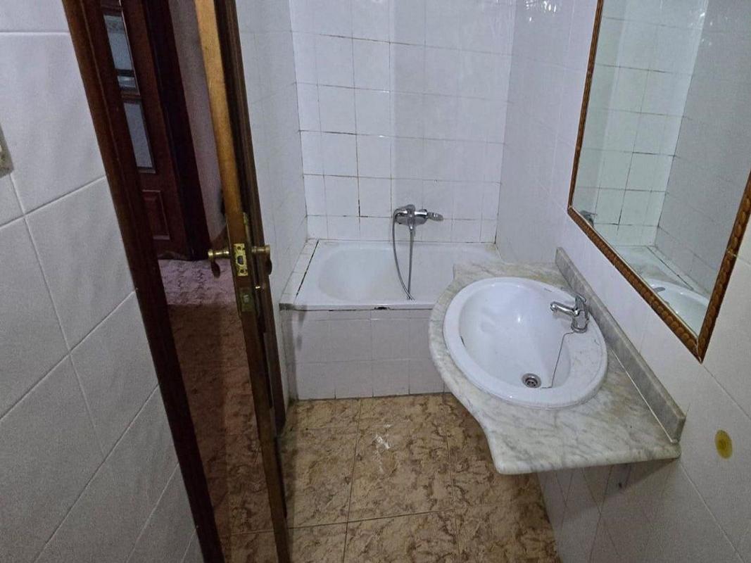 Продажа квартиры на Piso en Plaza de las Escuelas, 10, Virgen del Remedio - Parque lo Morant, Alicante / Alacant, Аликанте / Алакант
photo 4