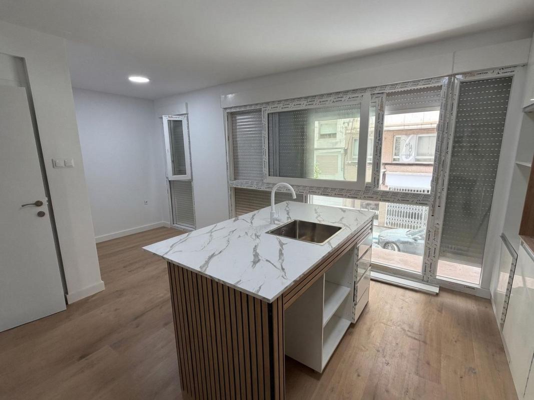 Sprzedaż mieszkania w Piso en Raval de Santa Teresa-El Asilo, Elche / Elx, Elche / Elx
photo 2