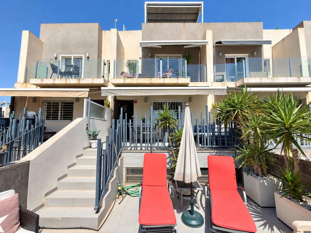 Sale of independent chalet in Casa o chalet en Parque Acuático - Sector 25, Torrevieja, Torrevieja
photo 5