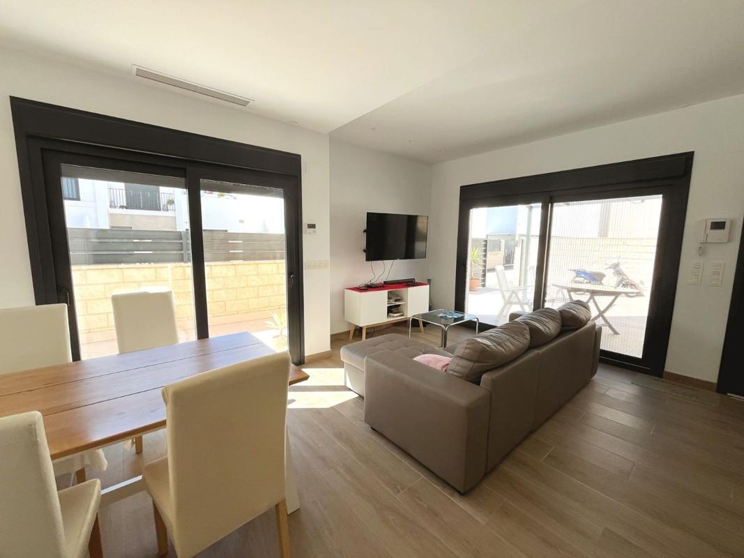 Properties for sale and rent in Spain photo 4