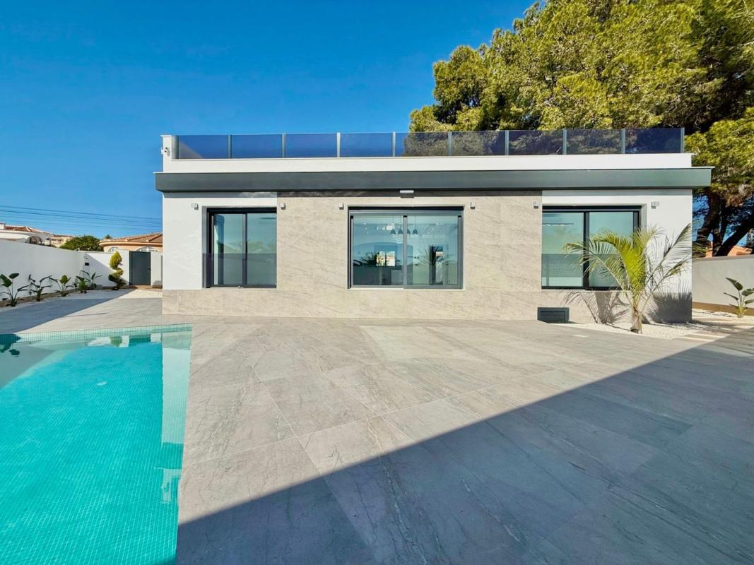 Properties for sale and rent in Spain photo 3