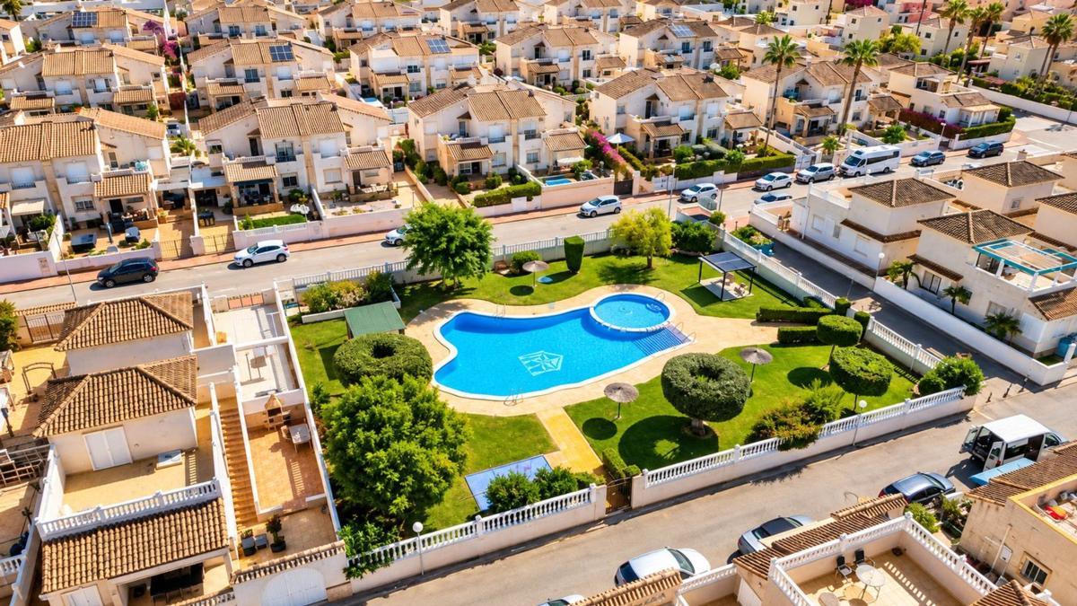 Propiedades en venta y alquiler en España photo 1