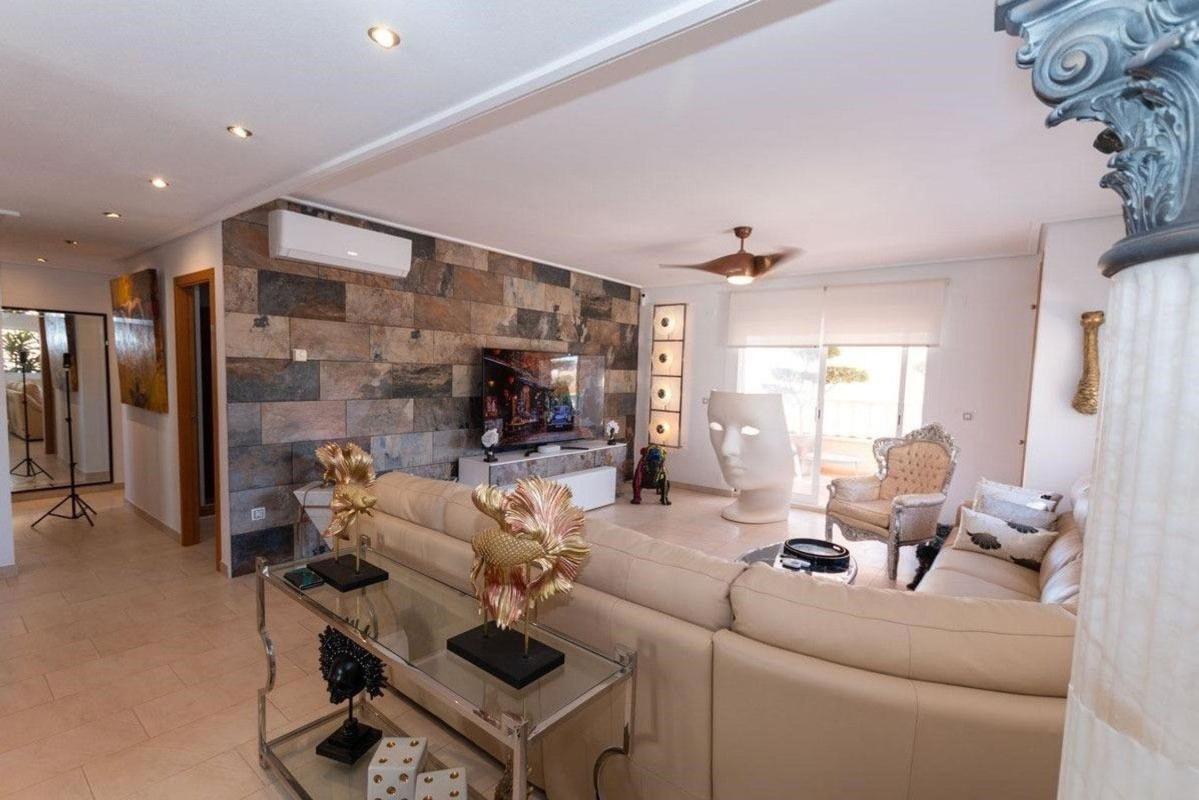 Venta de piso en Piso en Villamartín, Orihuela, Orihuela
photo 2
