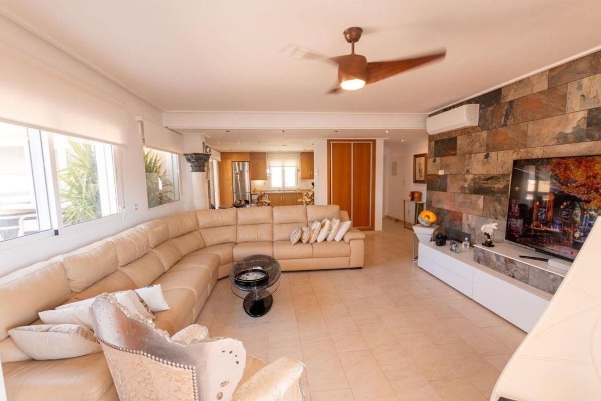 Venta de piso en Piso en Villamartín, Orihuela, Orihuela
photo 5